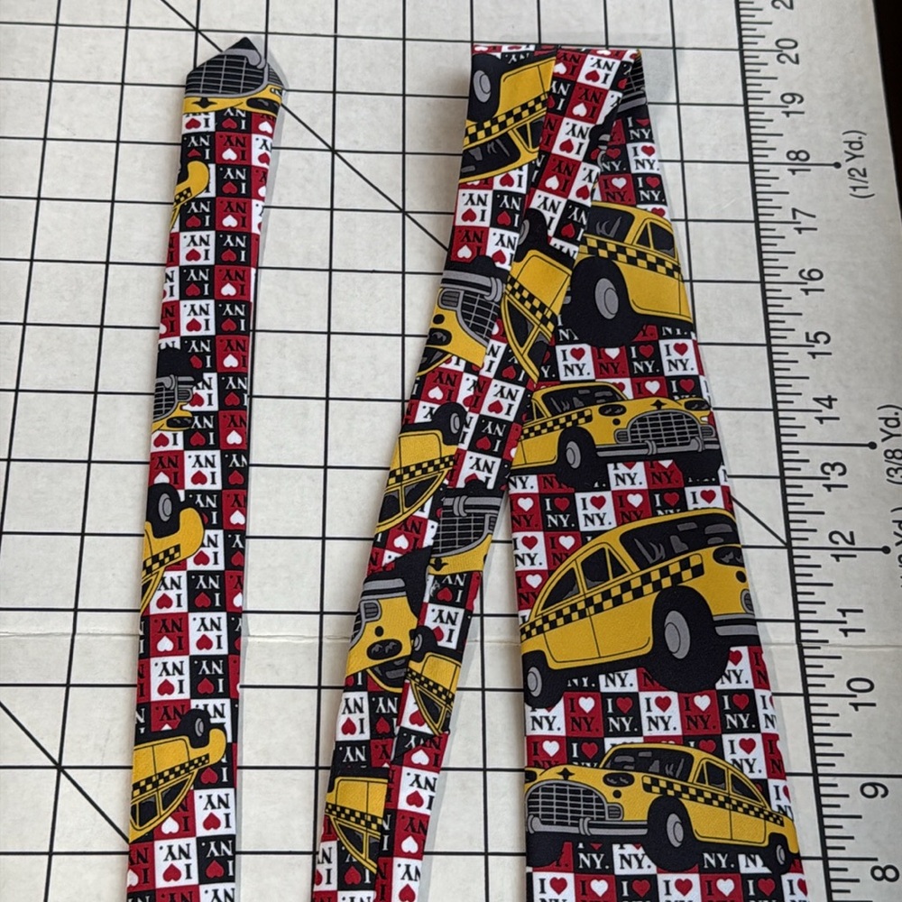 Vintage Rene Chagal Novelty Necktie – Yellow NYC Taxi Cabs & “I ♥ NY” Print  59" - Picture 5 of 10